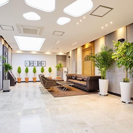 Noble Stay Hotel Gwangju Metropolitan City Exteriör bild