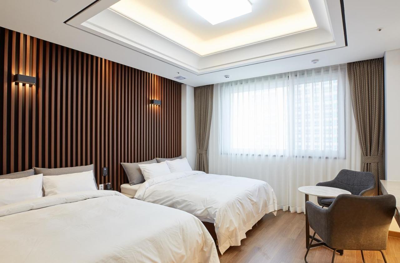 Noble Stay Hotel Gwangju Metropolitan City Exteriör bild