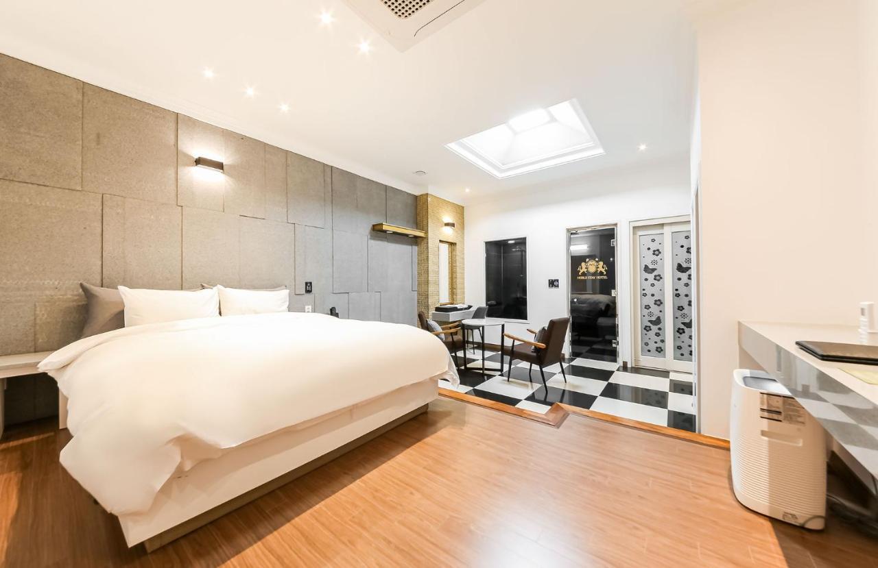 Noble Stay Hotel Gwangju Metropolitan City Exteriör bild