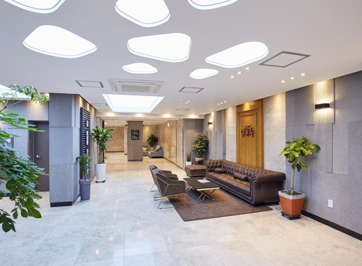 Noble Stay Hotel Gwangju Metropolitan City Exteriör bild